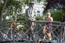 Statue of Imre Nagy